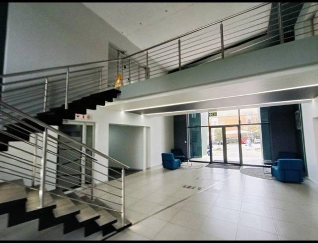 BUSINESS PROPERTY TO RENT IN HALFWAY HOUSE